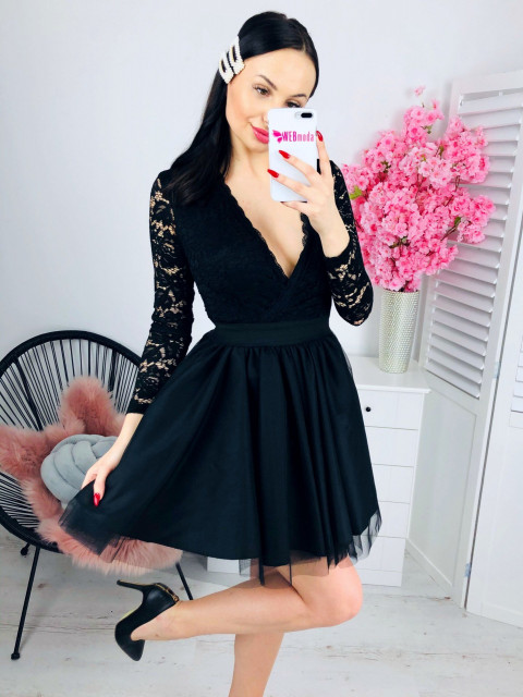 Elegantní černé krajkové společenské šaty