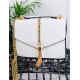 Dámská stylová bílá kabelka se zlatým řetízkem