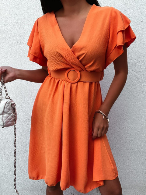 Oranžové šaty s páskem a volánovými rukávy