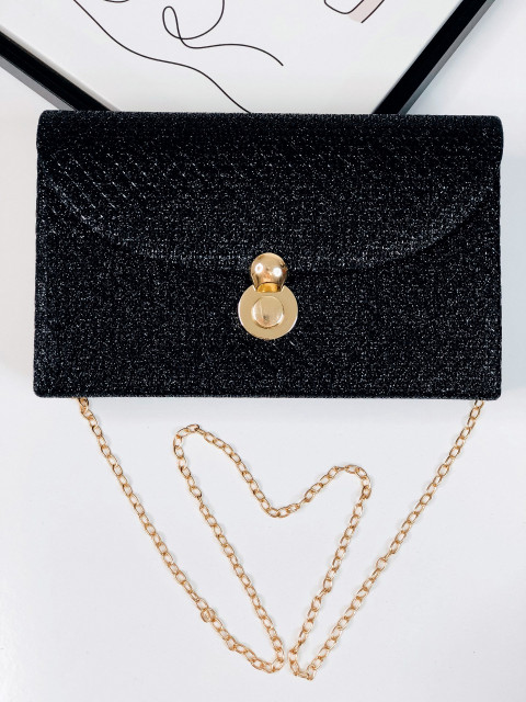 Černá společenská kabelka se zlatým řemínkem