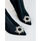 Elegantné dámske čižmy so saténovým efektom a brošňa-čierne