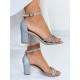 Dámské stříbrné sandály s ozdobnými kamínky na hrubém podpatku
