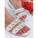 Bílé elegantní pantofle s perlami
