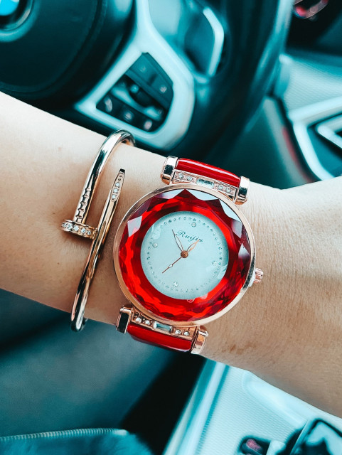 Dámské červené hodinky Ariells