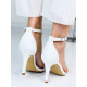 Dámské elegantní bílé sandály