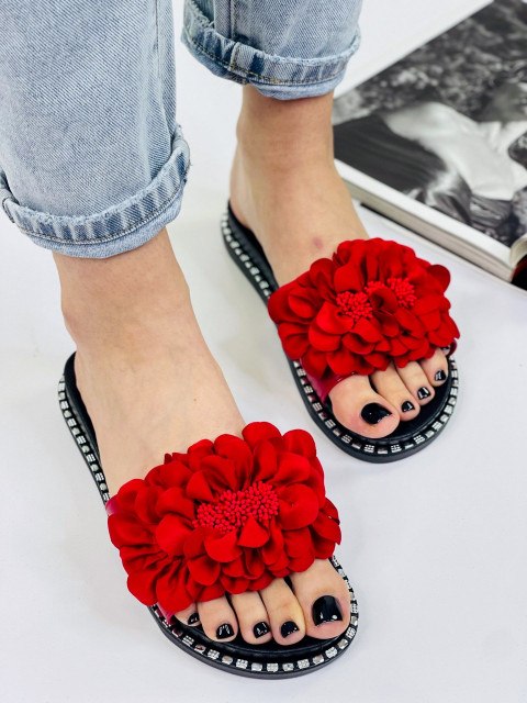 Dámské červené pantofle s květem