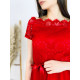 Dámské krajkové společenské šaty s páskem na ramena - červené