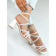 Dámské sandály na nízkém podpatku - bílé
