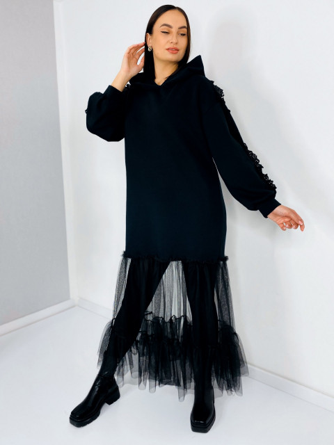 Dámské teplákové šaty s volány a kapucí - černé