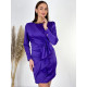 Dámské saténové šaty s nabíráním a ozdobným řetězem - fialové