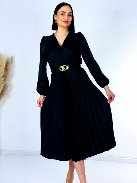 Dámské midi saténové společenské šaty s plisovanou sukní a páskem i pro moletky - černé