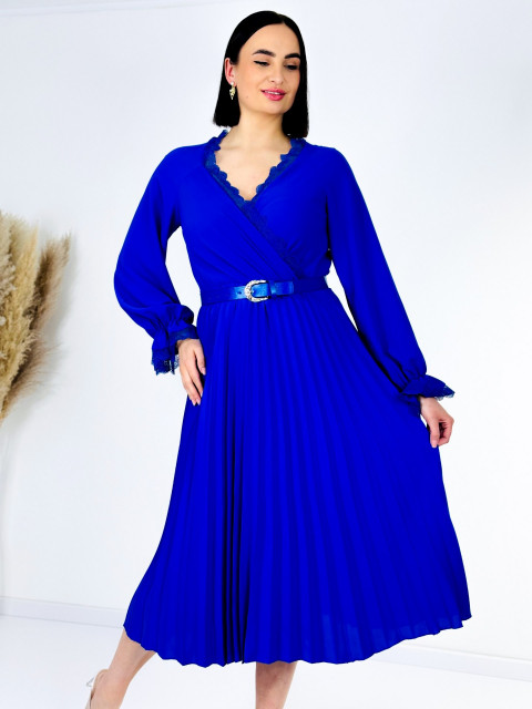 Dámské midi společenské šaty s krajkou a plisovanou sukní - modré