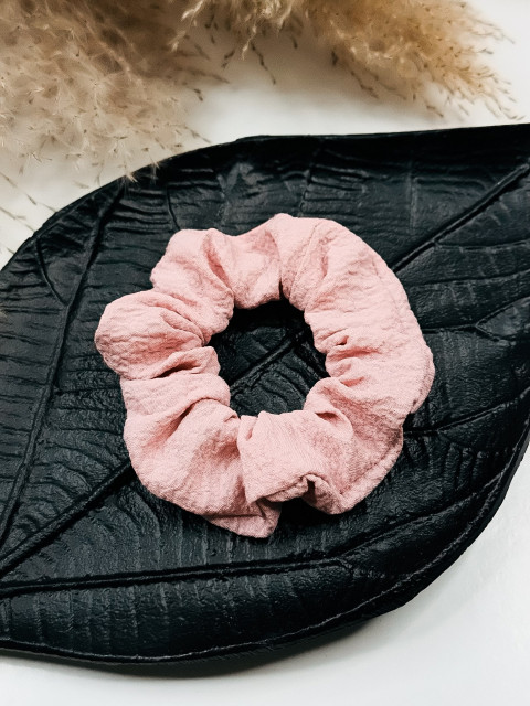 Scrunchie gumička do vlasů - růžová
