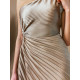 Dámské asymetrické plisované šaty na jedno rameno - béžové