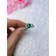 Dámský stříbrný prsten se zeleným krystalem 3