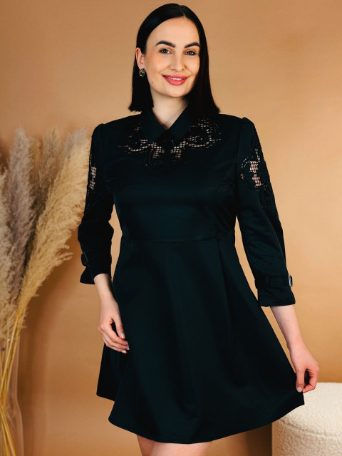 Dámské elegantní šaty áčkového střihu s krajkou - černé