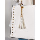 Dámská bílá kabelka s řemínkem a střapcem